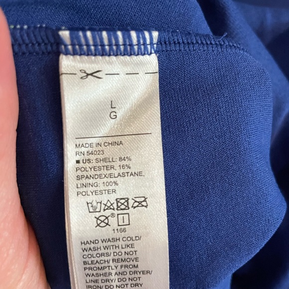 NWT TANKINI TOP - Picture 3 of 5